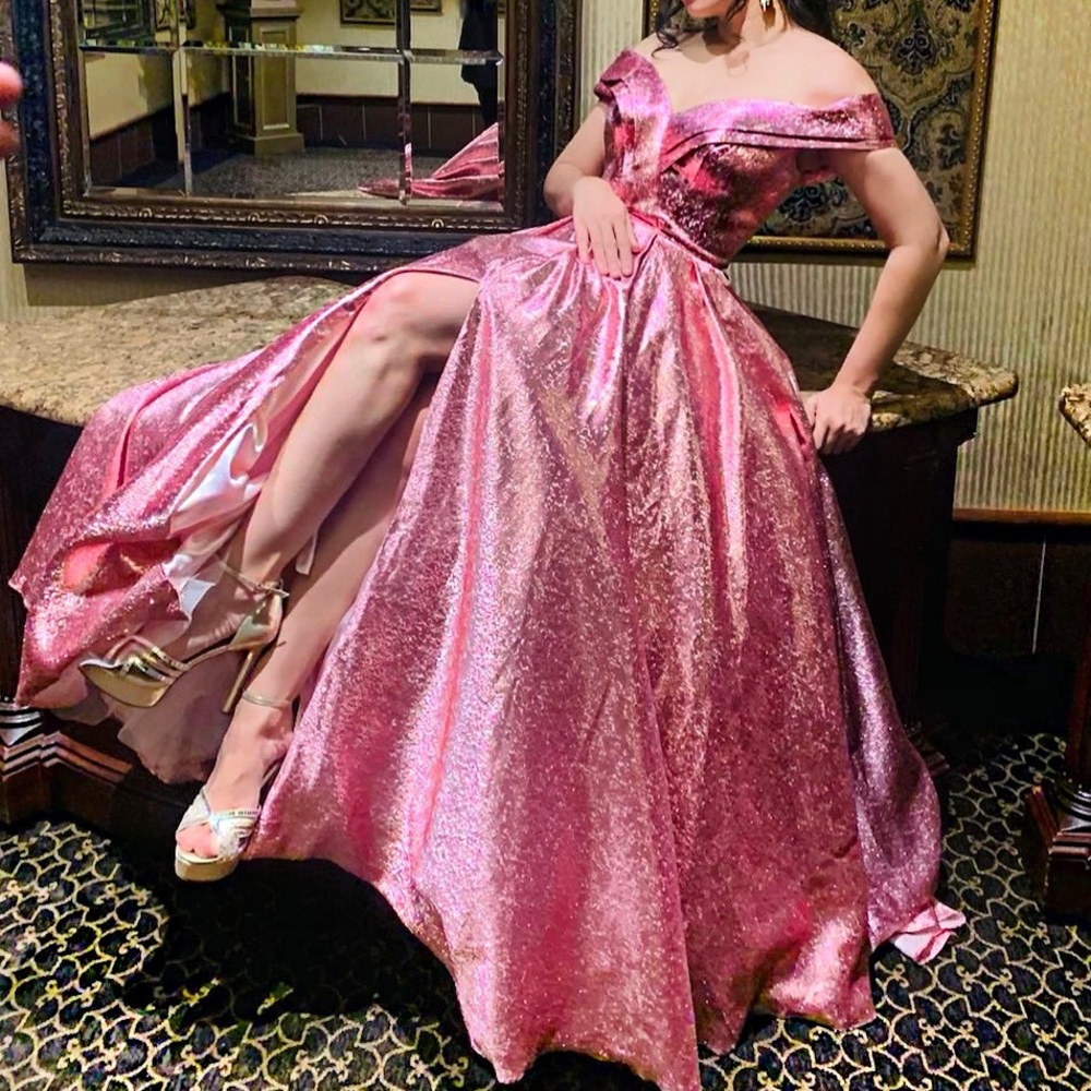 Mac Duggal Ball/wedding guest /Prom gown in shiny pink